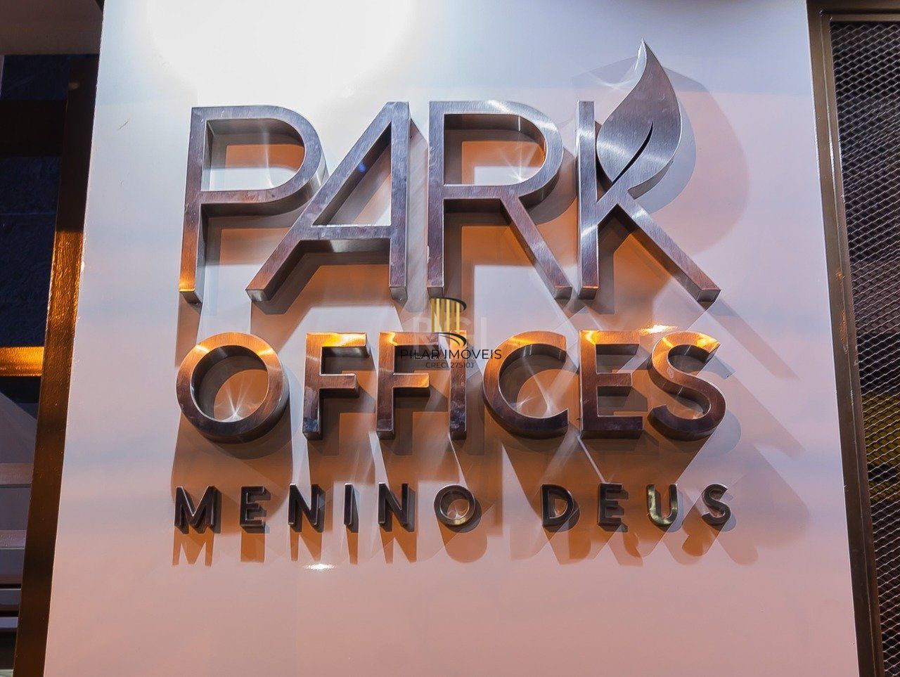 Conjunto/Sala para Venda - 44.02m², 0 dormitórios, 1 vaga - Menino Deus - Pilar Imóveis