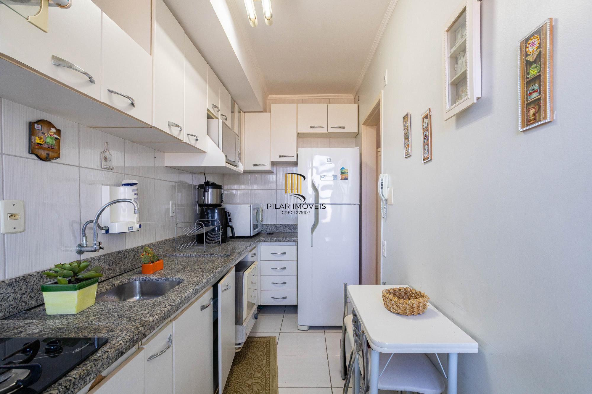 APARTAMENTO 2 DORMITÓRIOS MOBILIADO, NA WENCESLAU ESCOBAR TRISTEZA PORTO ALEGRE