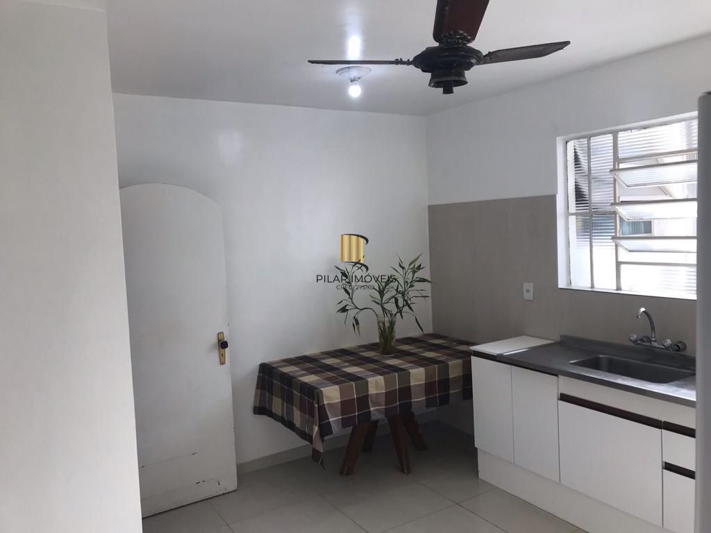 VENDE E ALUGA APARTAMENTO COM 100M² E UMA VAGA DE GARAGEM.