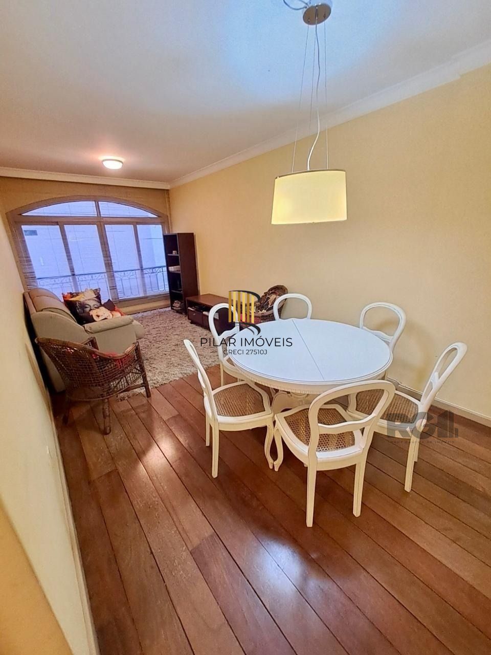 Apartamento 2 dormitórios no bairro Mont Serrat