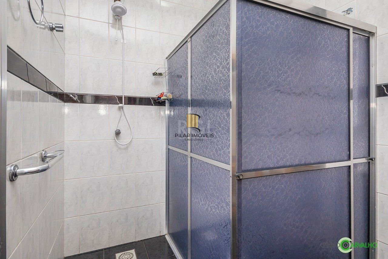 Casa para Venda - 168m², 3 dormitórios, sendo 1 suites, 3 vagas - Medianeira