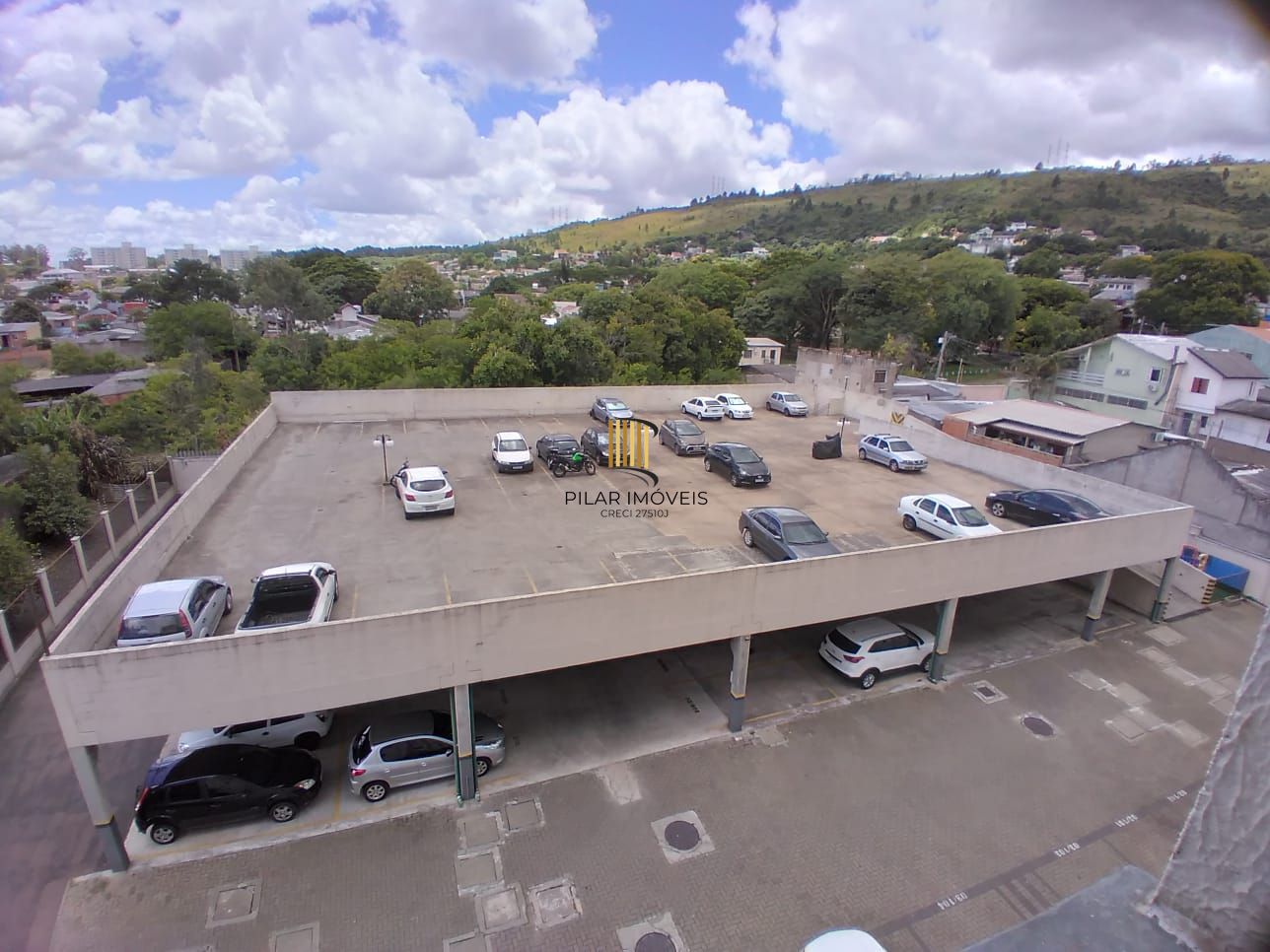 Apartamento 2 dormitórios no bairro Morro Santana