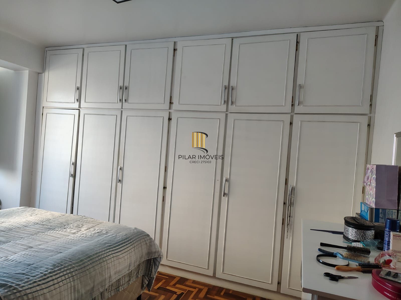 Apartamento Espaçoso no Centro Histórico com Móveis Sob Medida