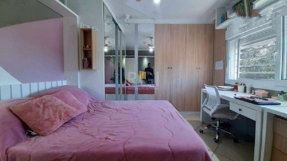 Casa para Venda - 171.46m², 3 dormitórios, sendo 1 suites, 4 vagas - Medianeira