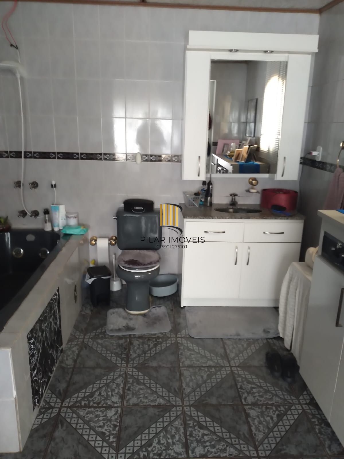 Casa de esquina 4 Dormitórios (2 suítes) no Jardim Leopoldina!