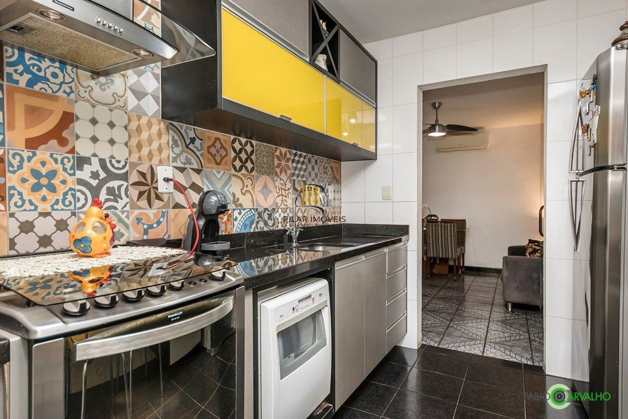 Casa para Venda - 168m², 3 dormitórios, sendo 1 suites, 3 vagas - Medianeira