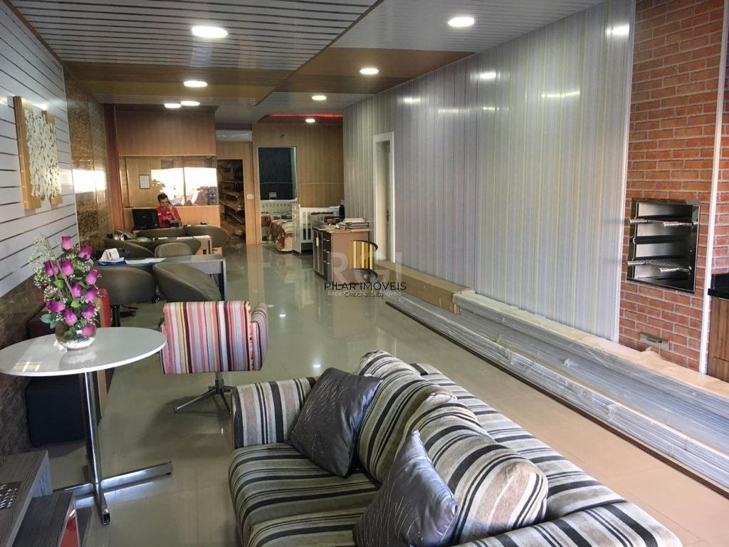 Predio para Venda - 147.49m², 0 dormitórios, 2 vagas - São João
