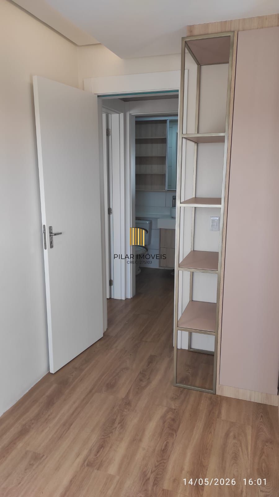 Apartamento a venda / Proximo ao Forúm / 2 Dorm.
