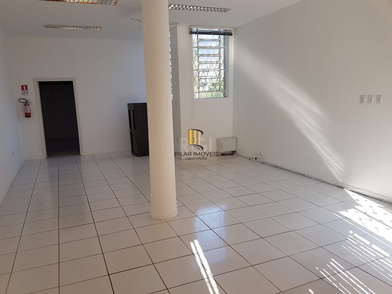 Loja para Venda - 93m², 0 dormitórios, Protásio Alves