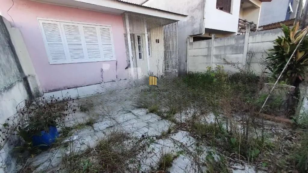 Casa a venda no Bairro Cristo Redentor / 1 Dorm.