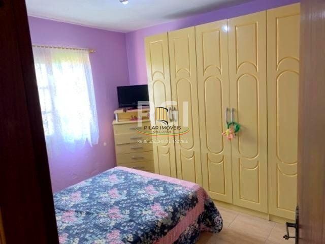 Casa para Venda - 186m², 3 dormitórios, sendo 1 suites, 2 vagas - Santa Isabel