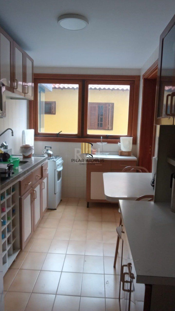 Apartamento para Venda - 93.08m², 2 dormitórios, 1 vaga - Petrópolis