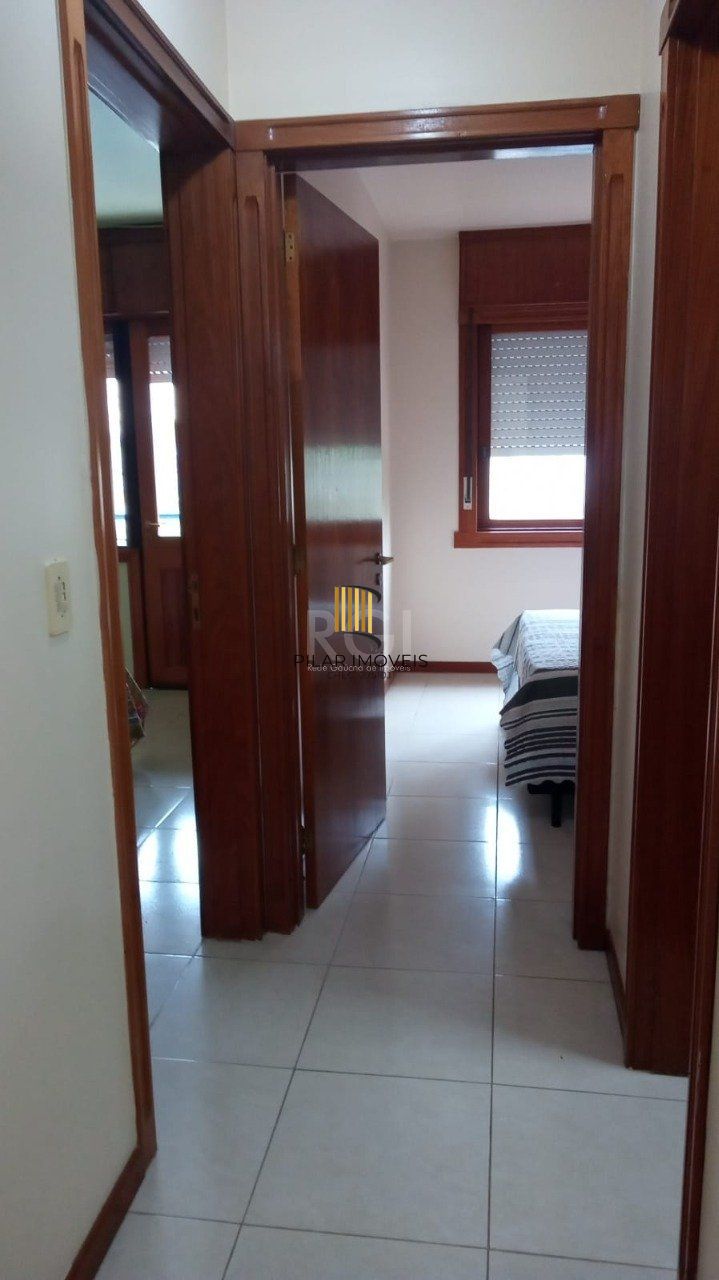 Apartamento para Venda - 93.08m², 2 dormitórios, 1 vaga - Petrópolis