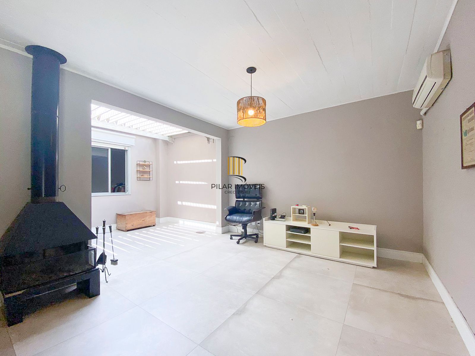 Casa / 4 Quartos / 1 Suíte / Churrasqueira / Jardim Itu Sabará / Porto Alegre / RS