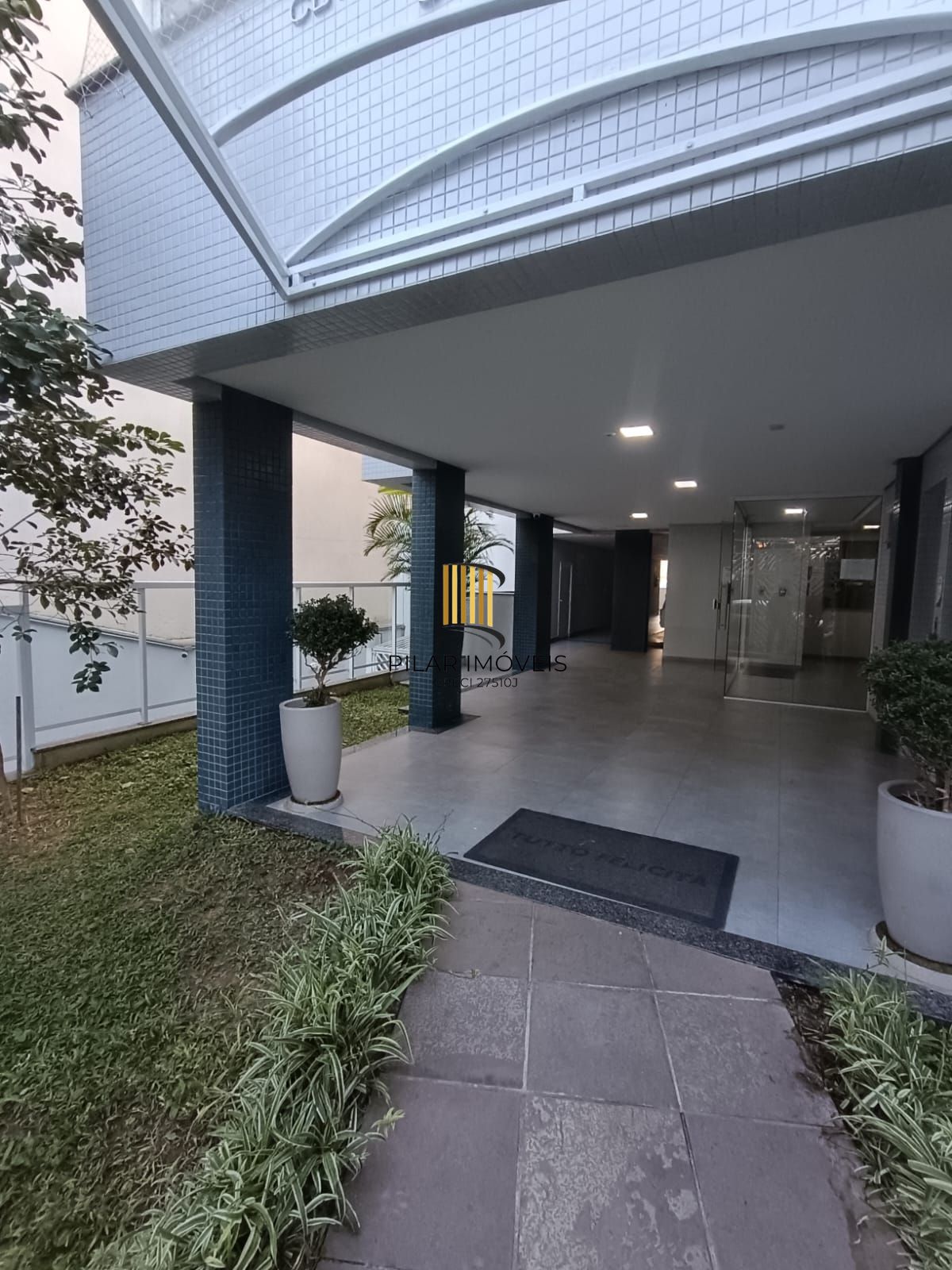 Apartamento 2 Dormitórios com Suíte e Móveis Planejados no Cristo Redentor