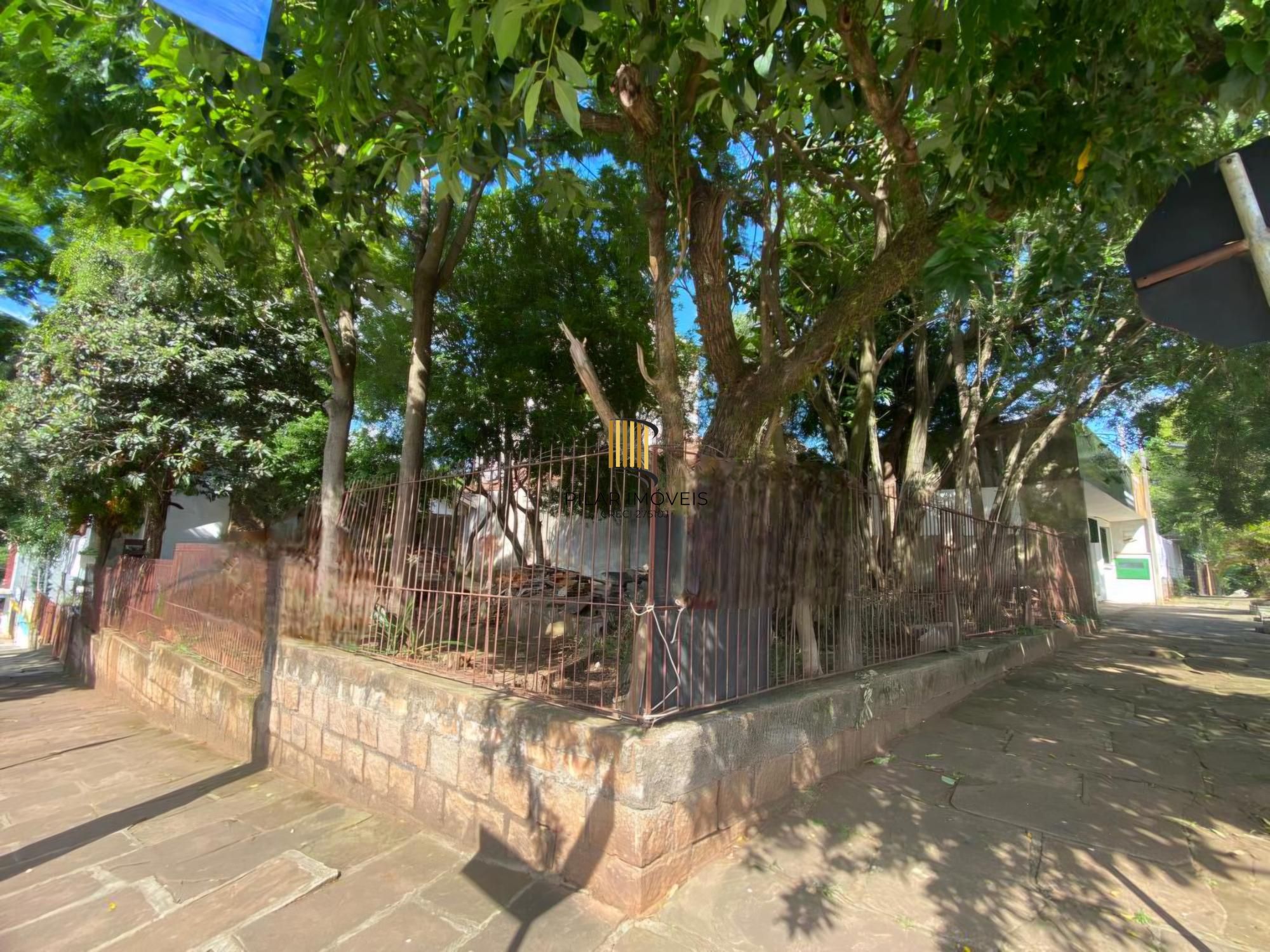 Casa 3 dormitórios no bairro Marechal Rondon