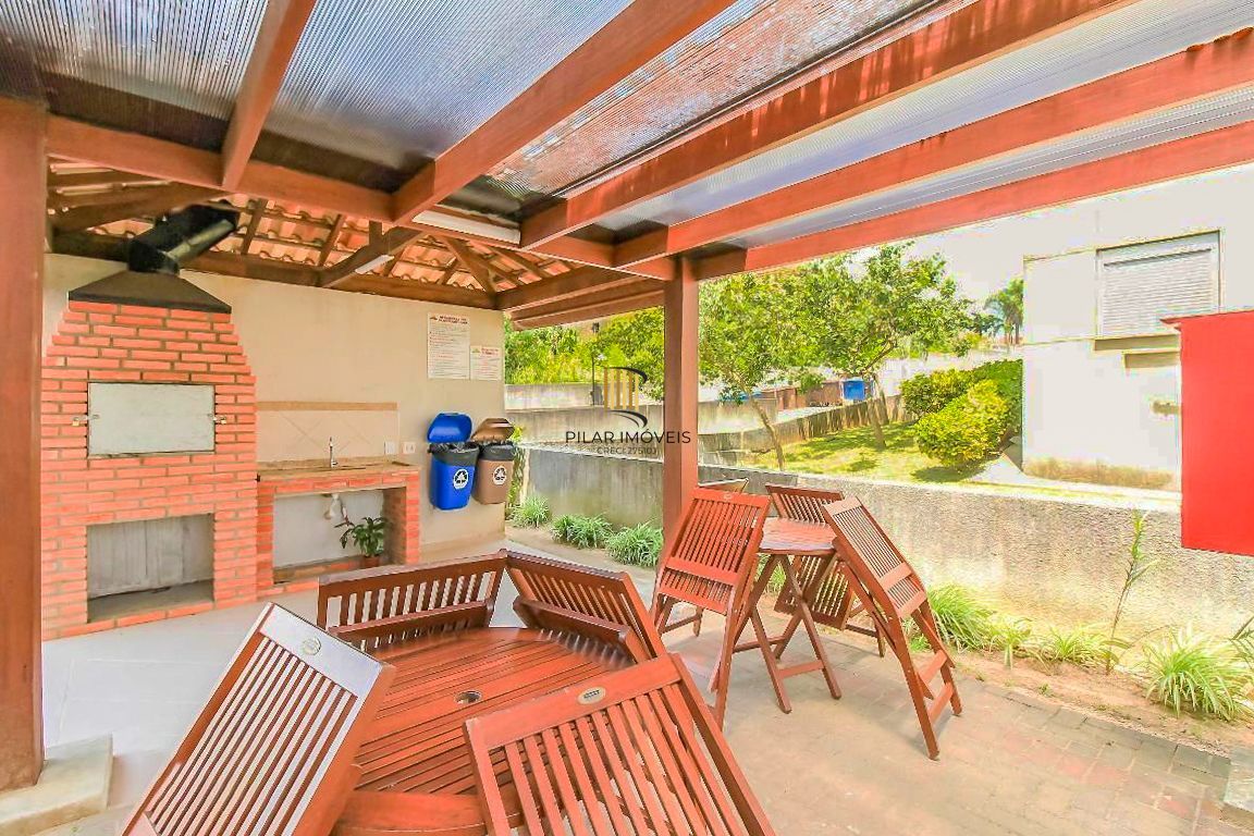 Apartamento / 2 Dormitórios / 1 Vaga / Semi mobiliado / Jardim Itu / Porto Alegre / RS