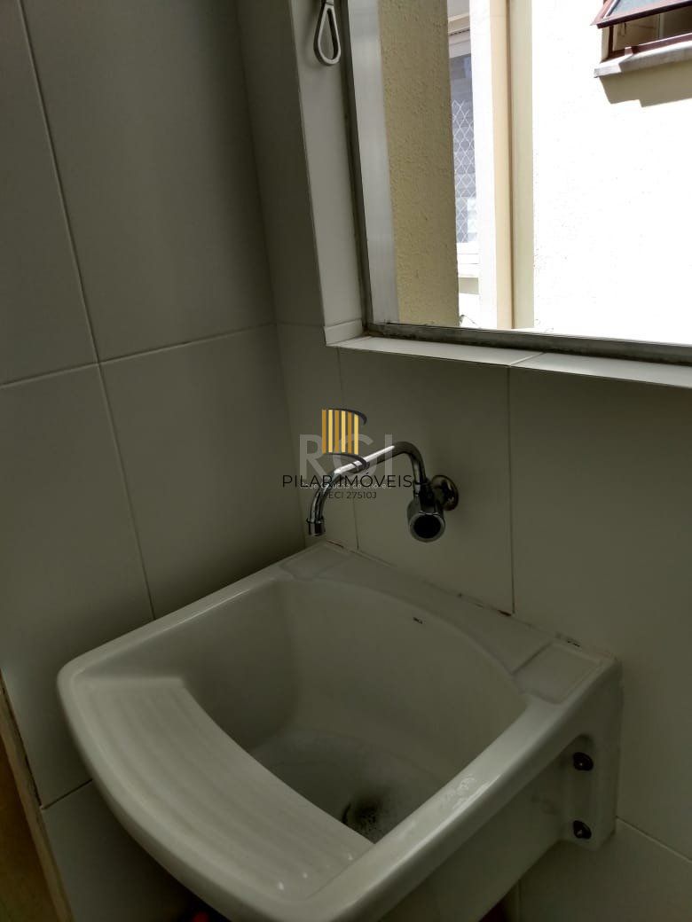 Apartamento para Venda - 78.09m², 2 dormitórios, 1 vaga - Partenon