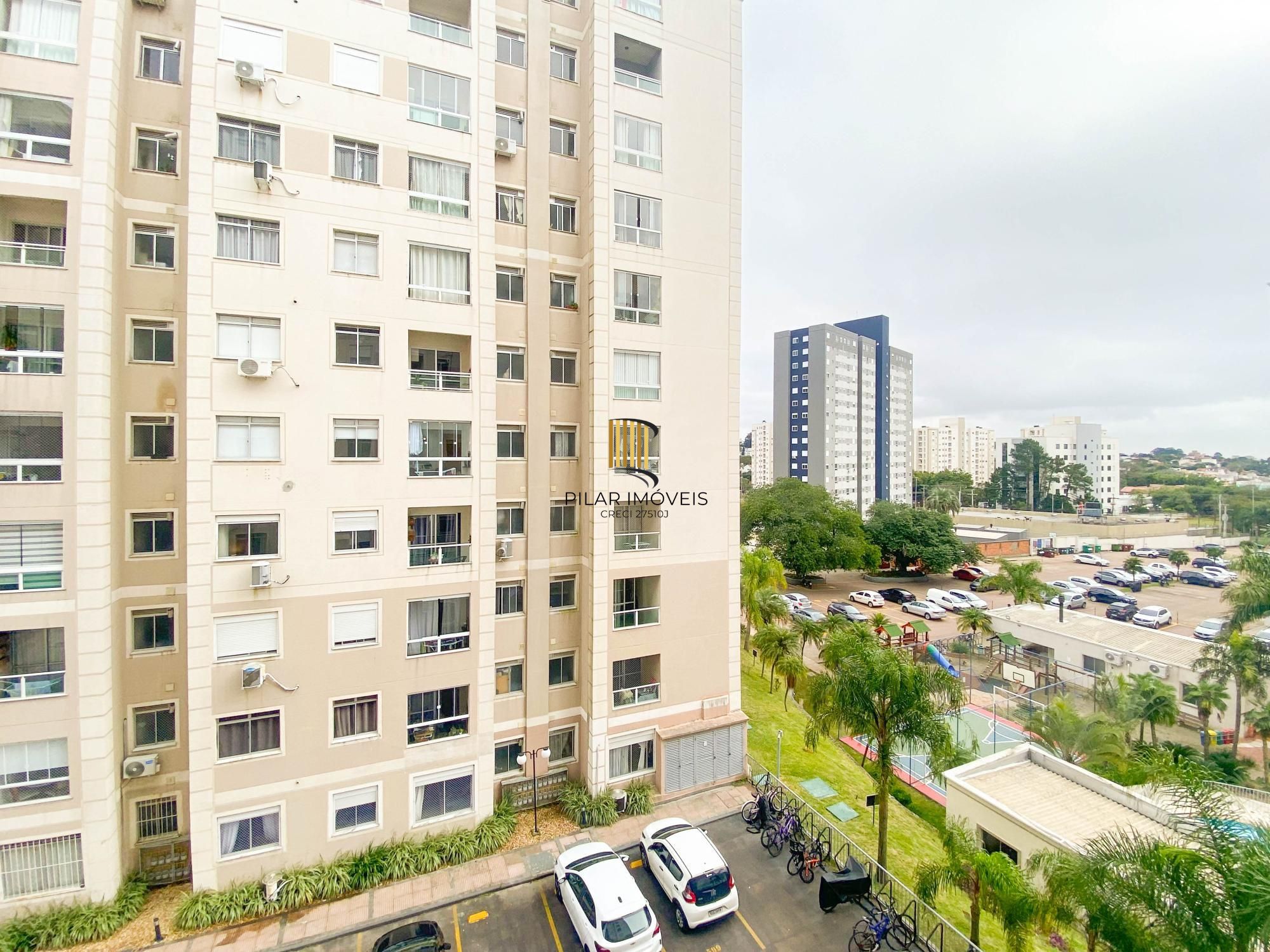 Apartamento de 2 quartos com sacada e churrasqueira com 1 vaga Porto Alegre