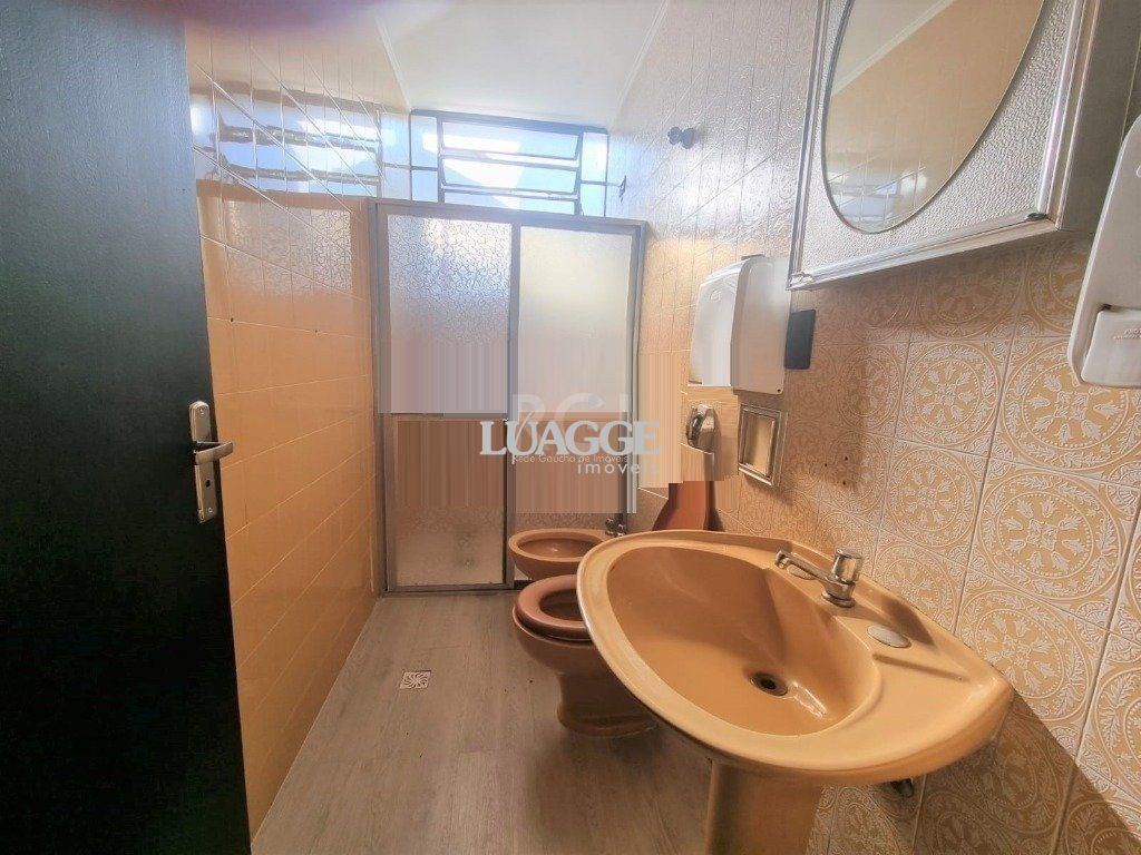 Casa à venda com 4 quartos, 302m² - Foto 26