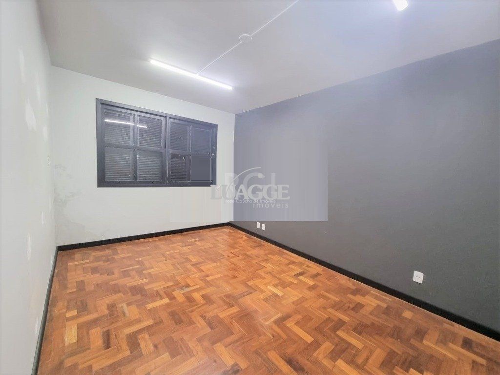Casa à venda com 4 quartos, 302m² - Foto 21