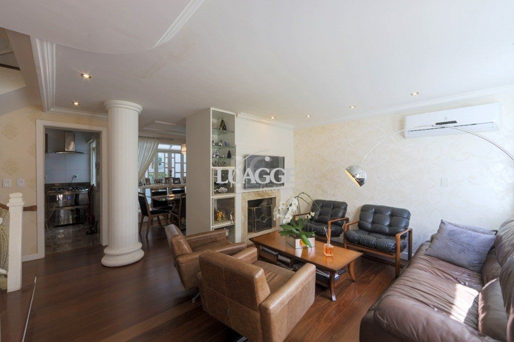 Casa de Condomínio à venda com 3 quartos, 195m² - Foto 3