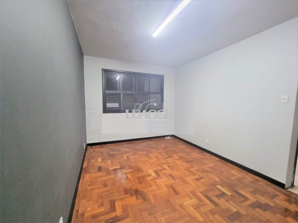 Casa à venda com 4 quartos, 302m² - Foto 19
