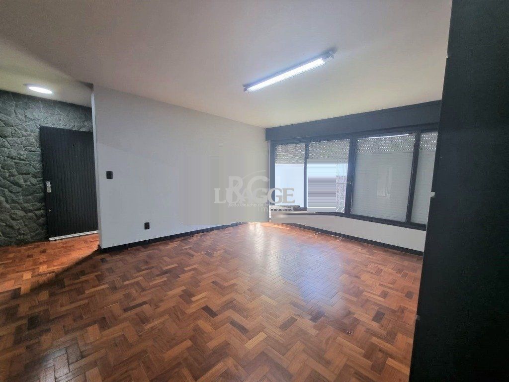 Casa à venda com 4 quartos, 302m² - Foto 25