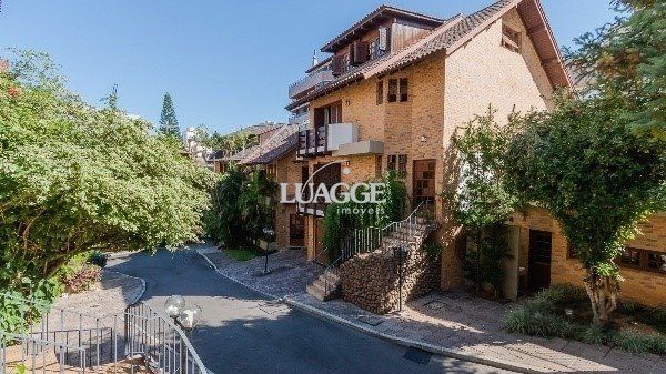 Casa de Condomínio à venda com 3 quartos, 292m² - Foto 31