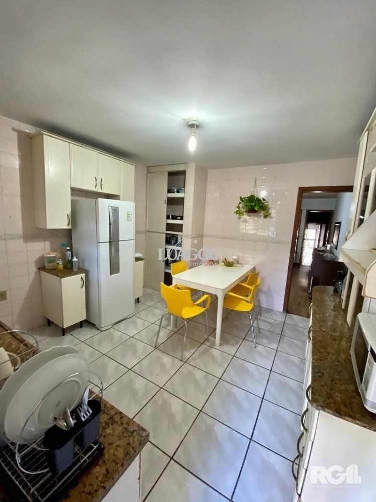 Casa à venda com 3 quartos, 196m² - Foto 7