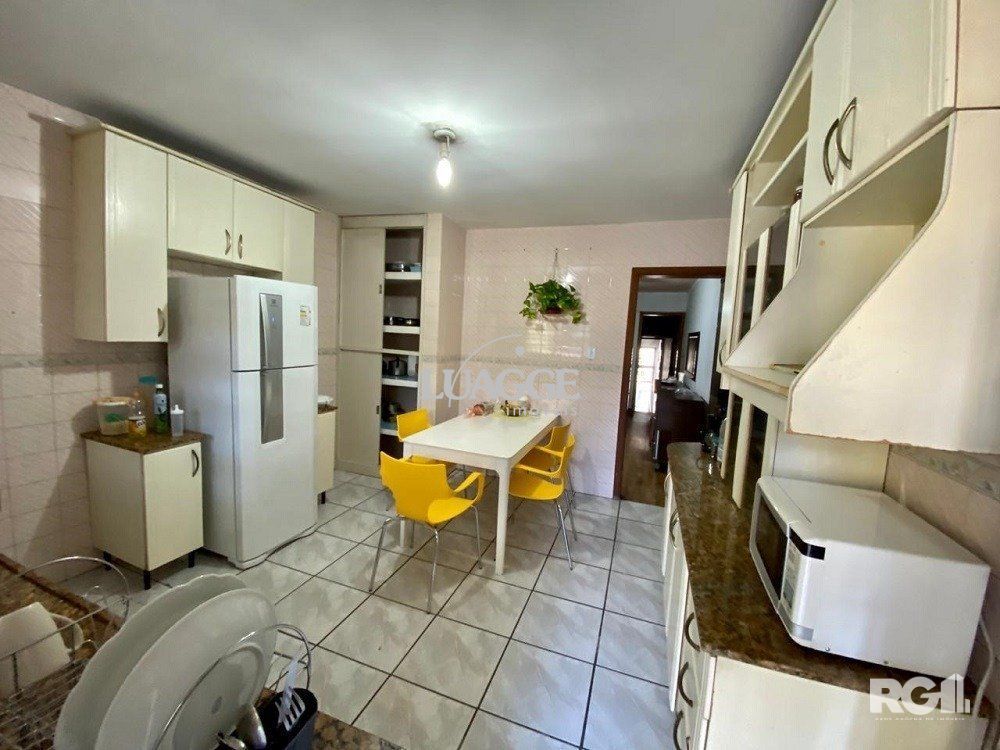 Casa à venda com 3 quartos, 196m² - Foto 6