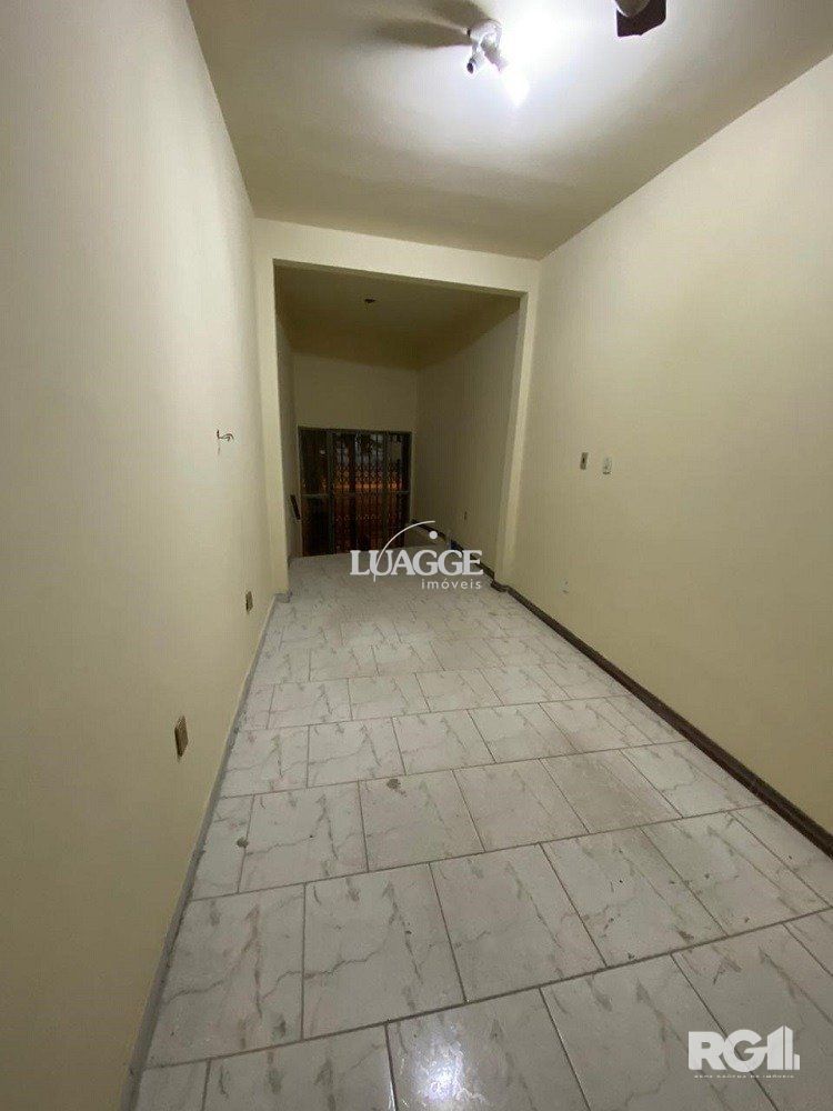 Casa à venda com 3 quartos, 196m² - Foto 26