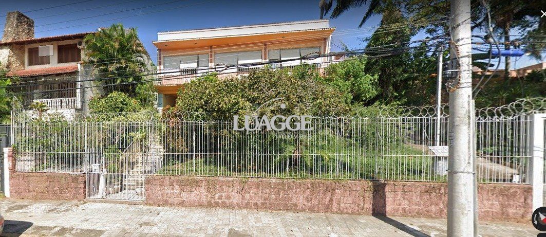 Casa à venda com 3 quartos, 244m² - Foto 32