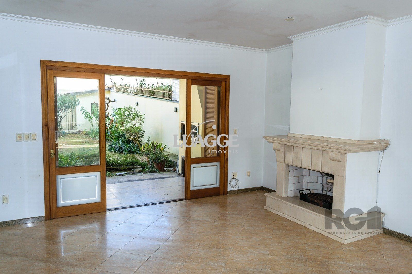 Casa à venda com 3 quartos, 549m² - Foto 3