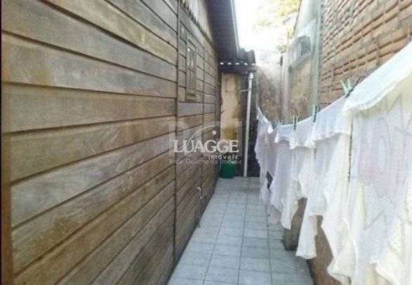 Casa à venda com 3 quartos, 77m² - Foto 7