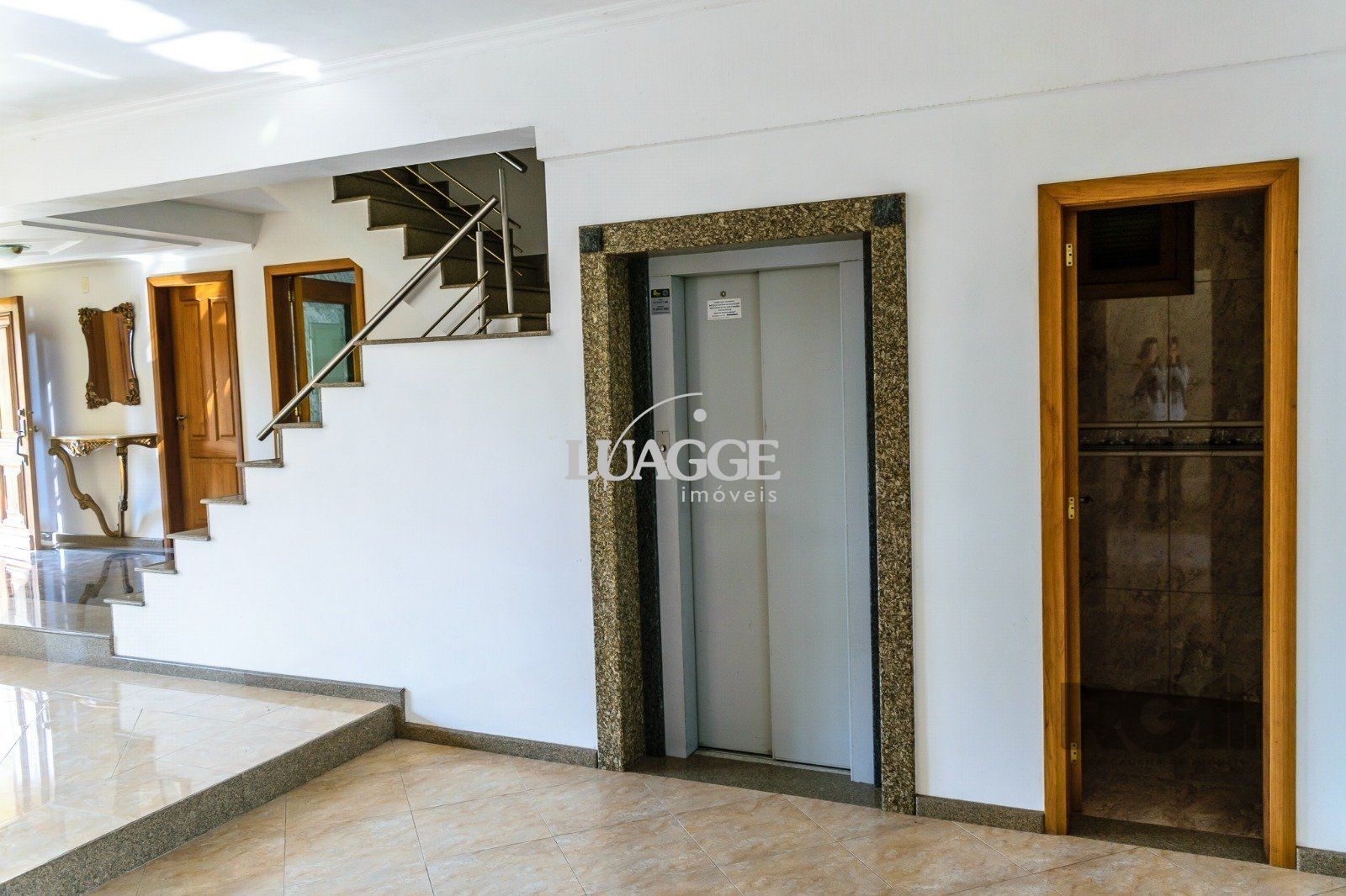 Casa à venda com 3 quartos, 549m² - Foto 9