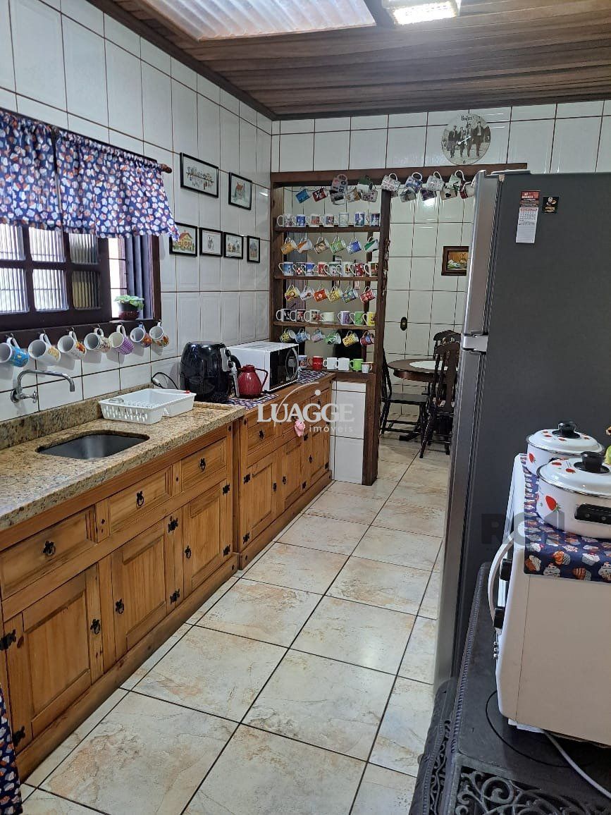 Casa à venda com 3 quartos, 144m² - Foto 13