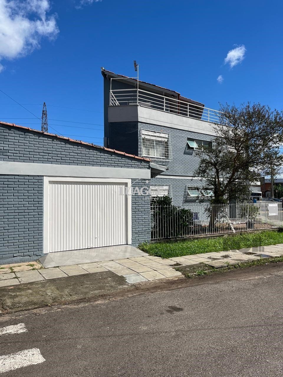 Apartamento à venda com 2 quartos, 83m² - Foto 1