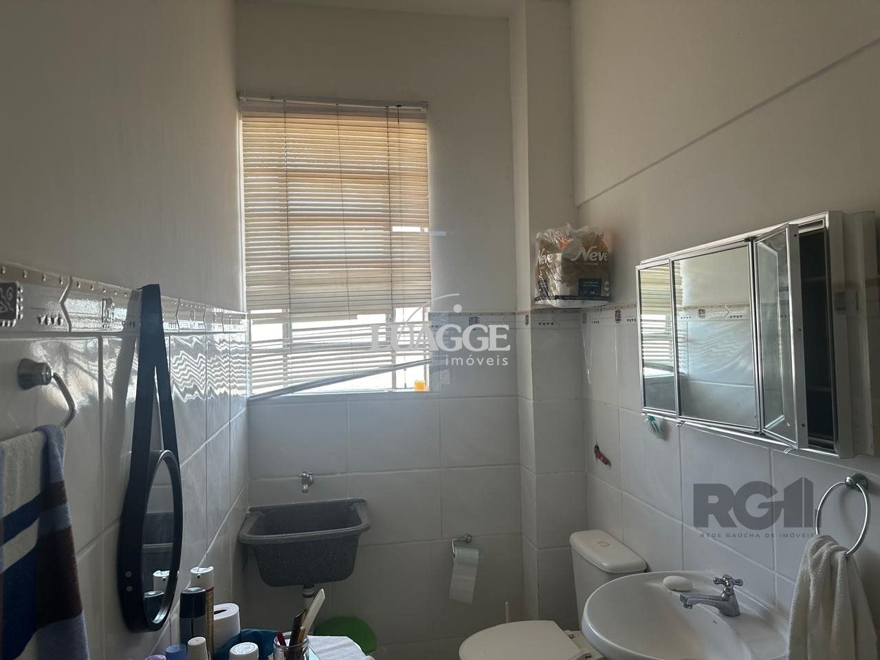 Apartamento à venda com 2 quartos, 64m² - Foto 12