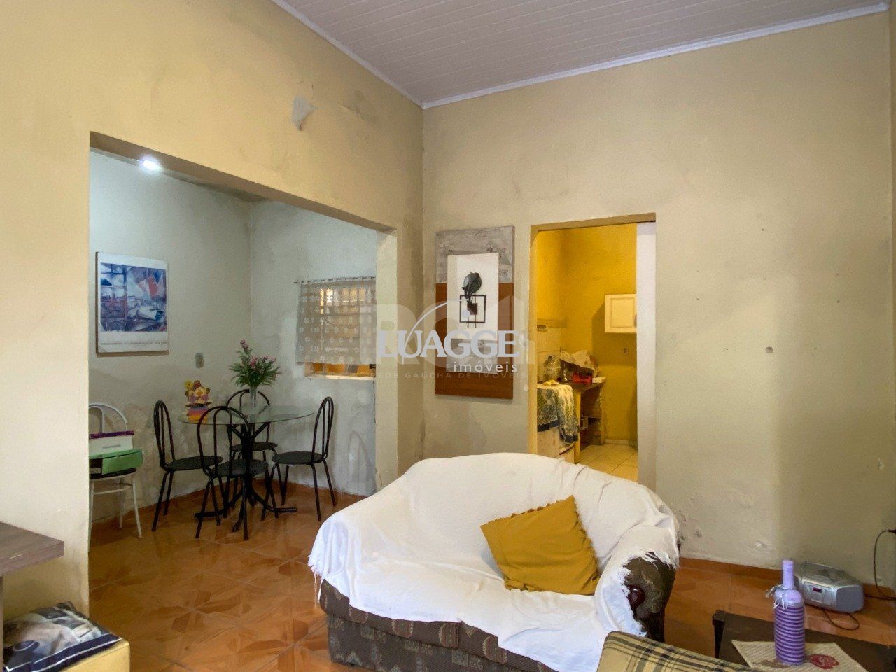 Casa à venda com 2 quartos, 66m² - Foto 9