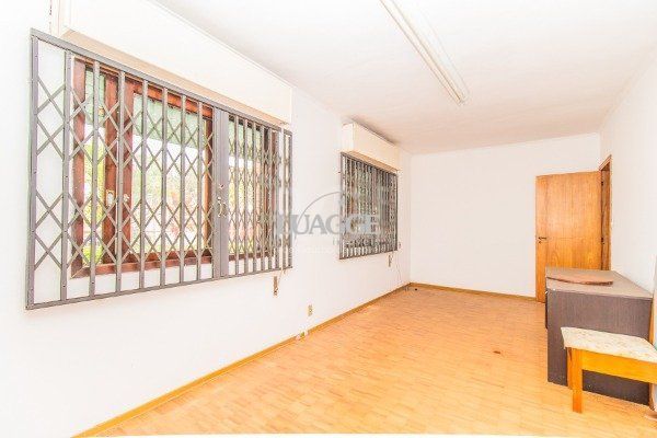 Casa à venda com 3 quartos, 408m² - Foto 6