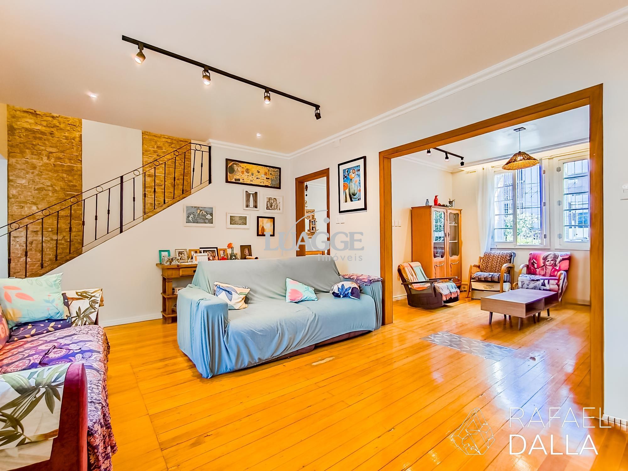 Casa à venda com 4 quartos, 210m² - Foto 9