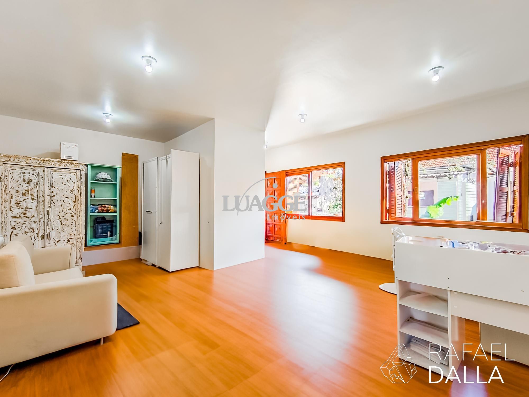 Casa à venda com 4 quartos, 210m² - Foto 26