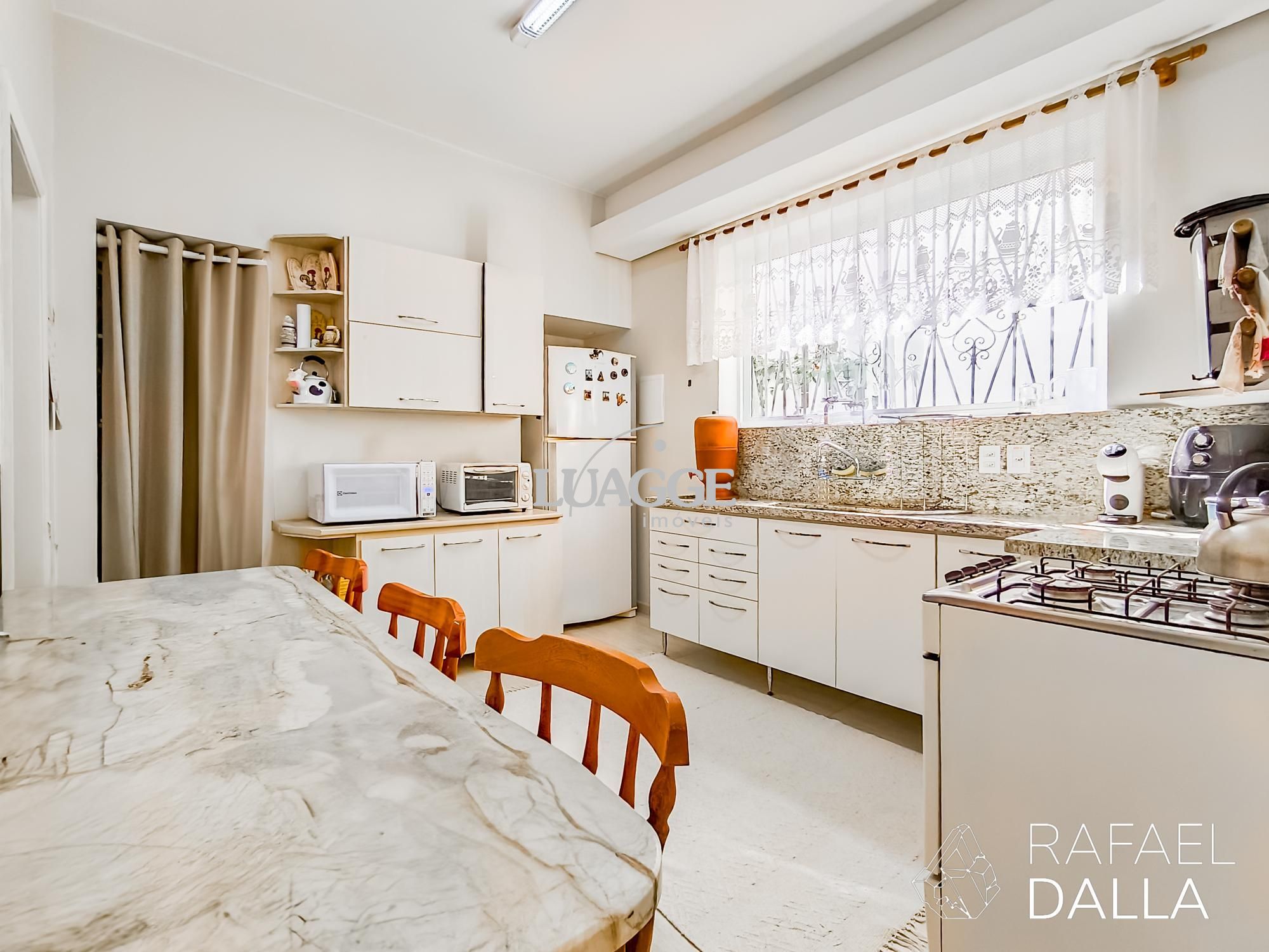 Casa à venda com 4 quartos, 282m² - Foto 10