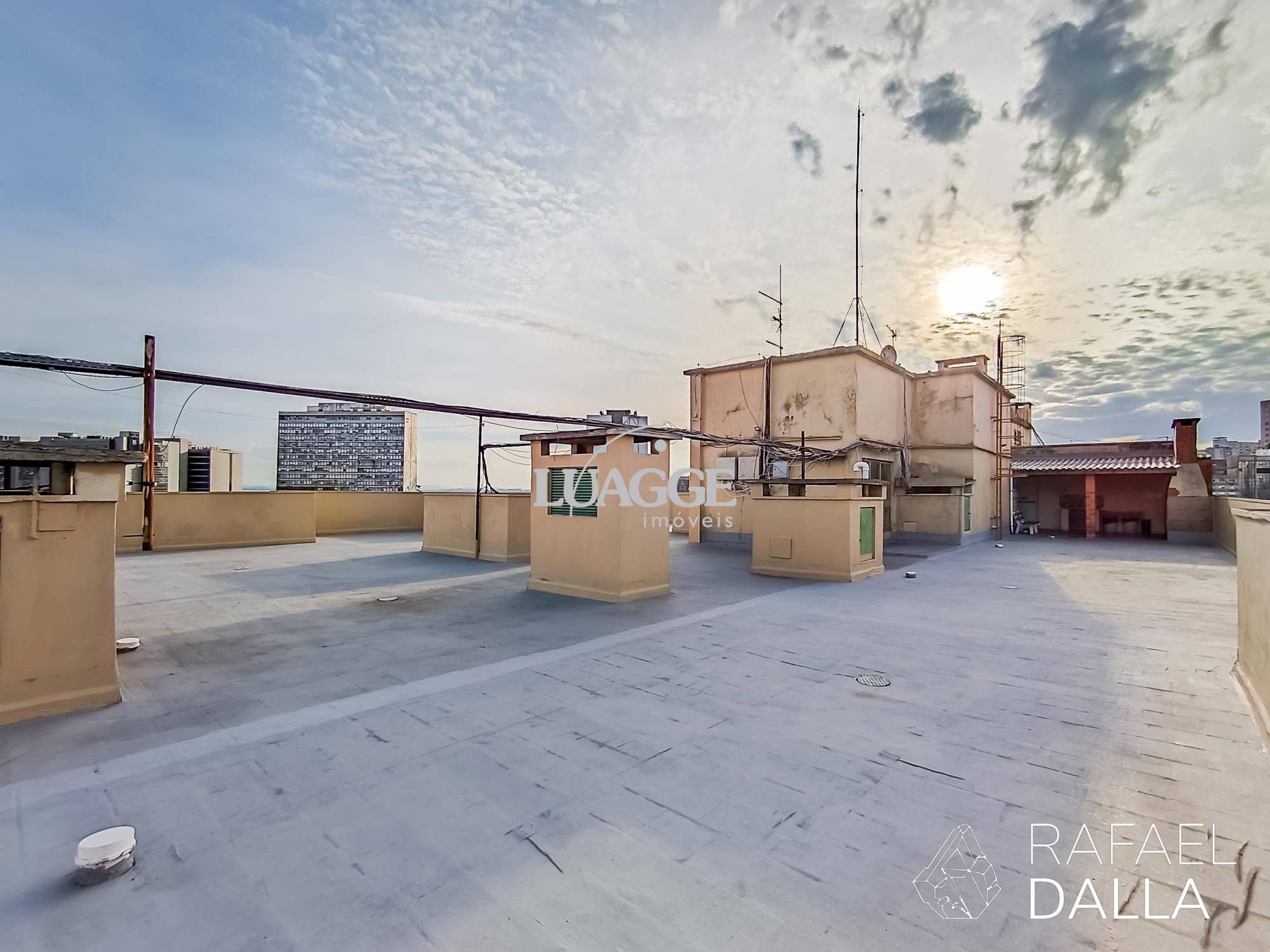 Apartamento à venda com 1 quarto, 38m² - Foto 12