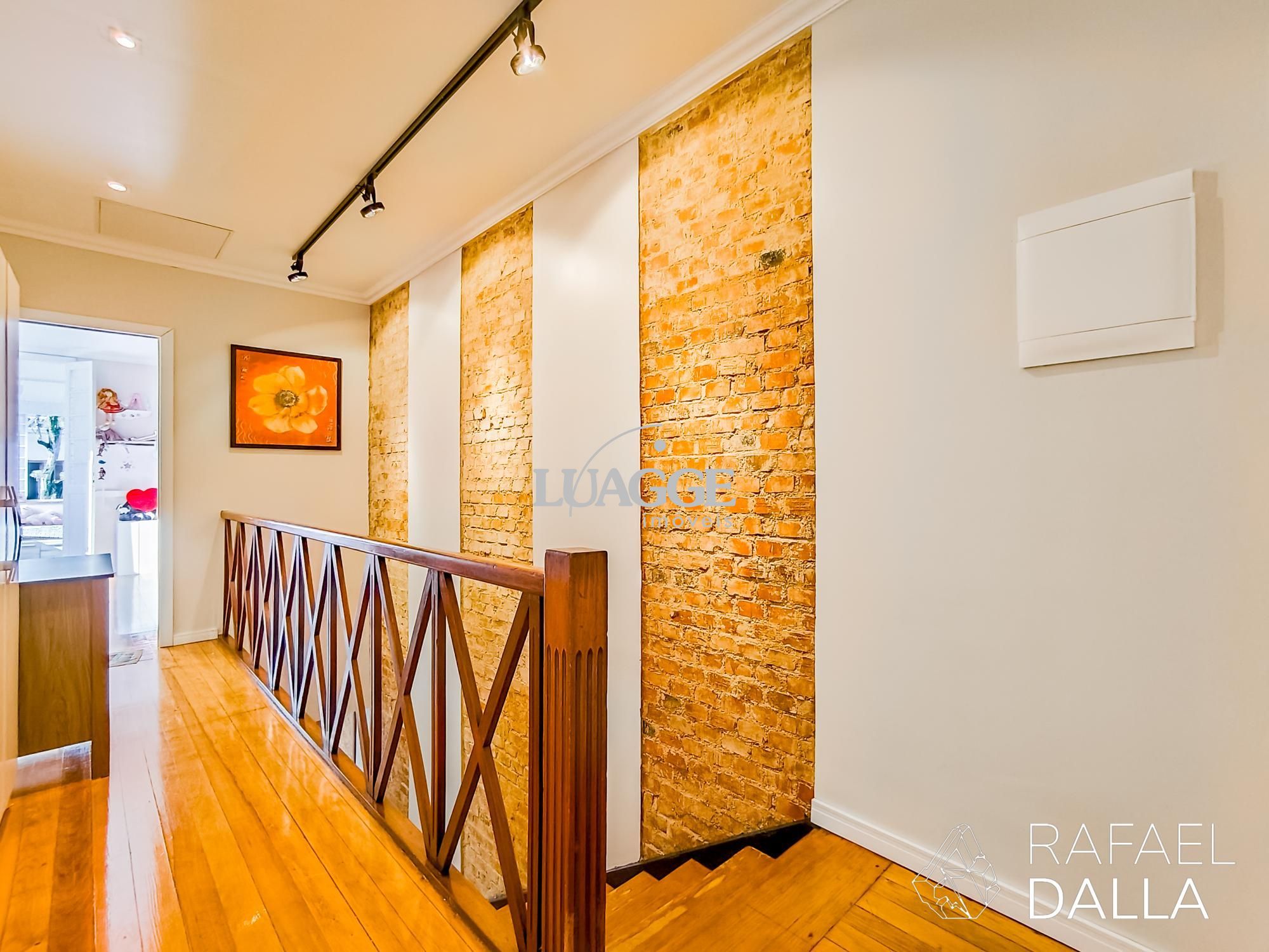 Casa à venda com 4 quartos, 210m² - Foto 34