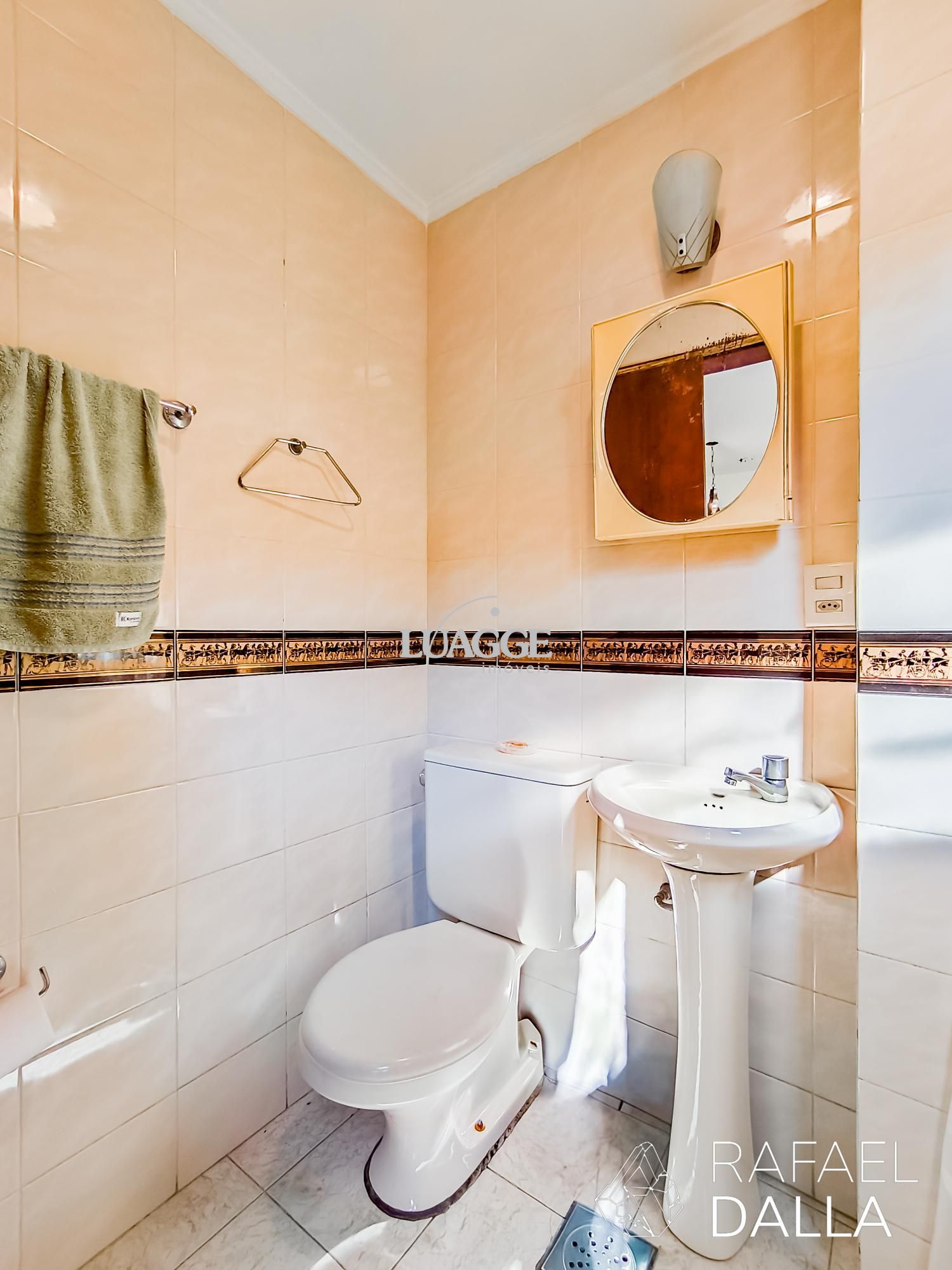 Casa à venda com 4 quartos, 210m² - Foto 23