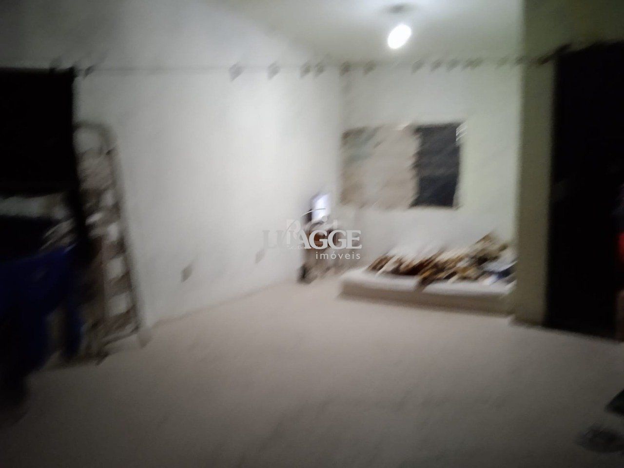 Casa à venda com 3 quartos, 242m² - Foto 17