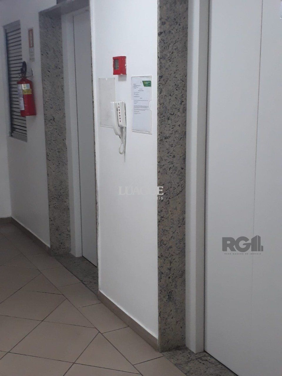 Apartamento à venda com 2 quartos, 50m² - Foto 33