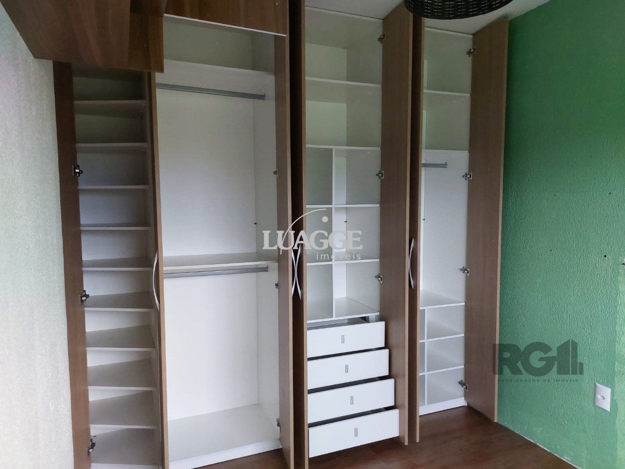 Apartamento à venda com 2 quartos, 55m² - Foto 15